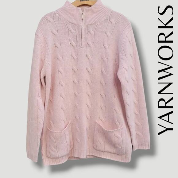 YarnWorks vintage women's soft pink acrylic front 3/4 Zippered sweater medium - Picture 8 of 8